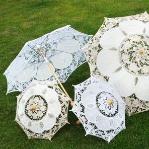 Elegant Lace Umbrellas for Wedding Photo Booth Props, Craft Lace Parasols Bridal, No Feathers, Non-Waterproof Decorative Umbrellas for Ceremony and Reception Decor